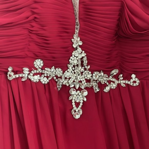 RED Formal Gown with Rhinestones Fabric sleeveless - Picture 5 of 12